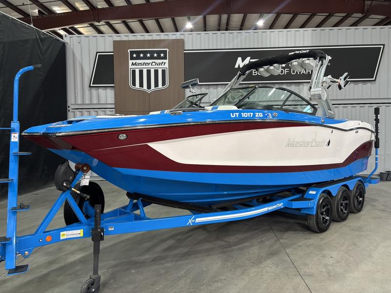 MasterCraft X24 — Red, White & Blue