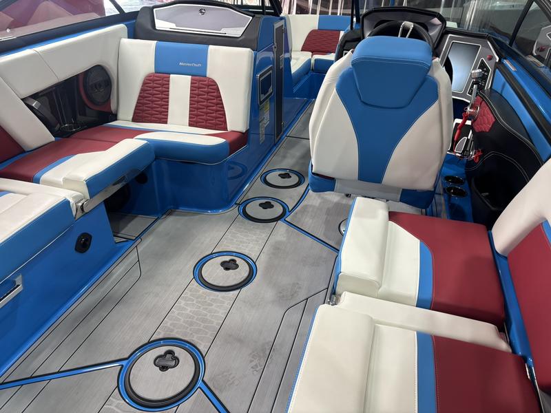 MasterCraft X24 — Red, White & Blue