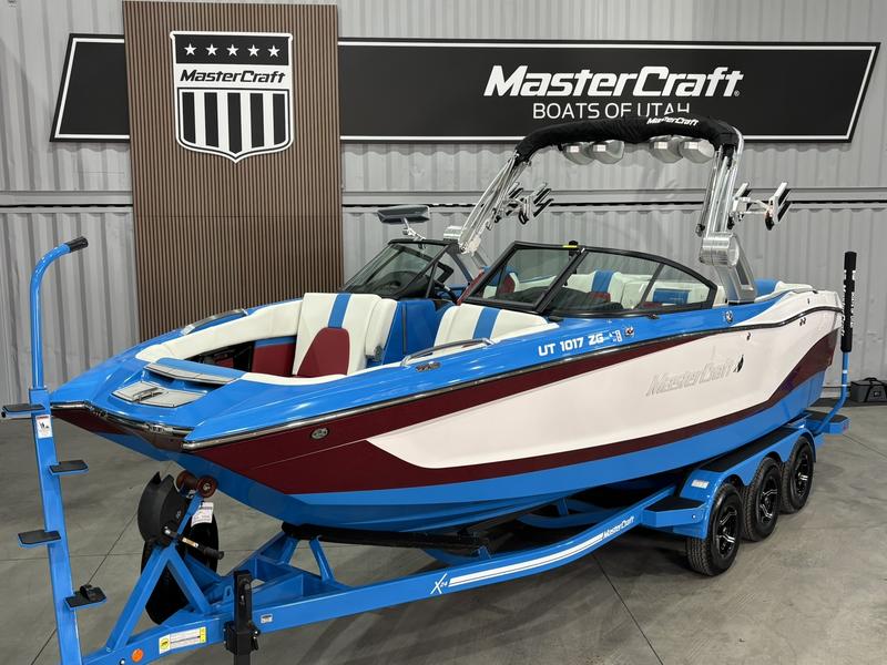 MasterCraft X24 — Red, White & Blue